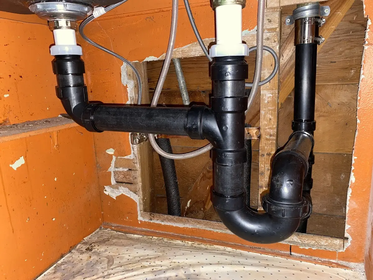 Professional Pipe Bursting equipment and tools on the job in Perry
